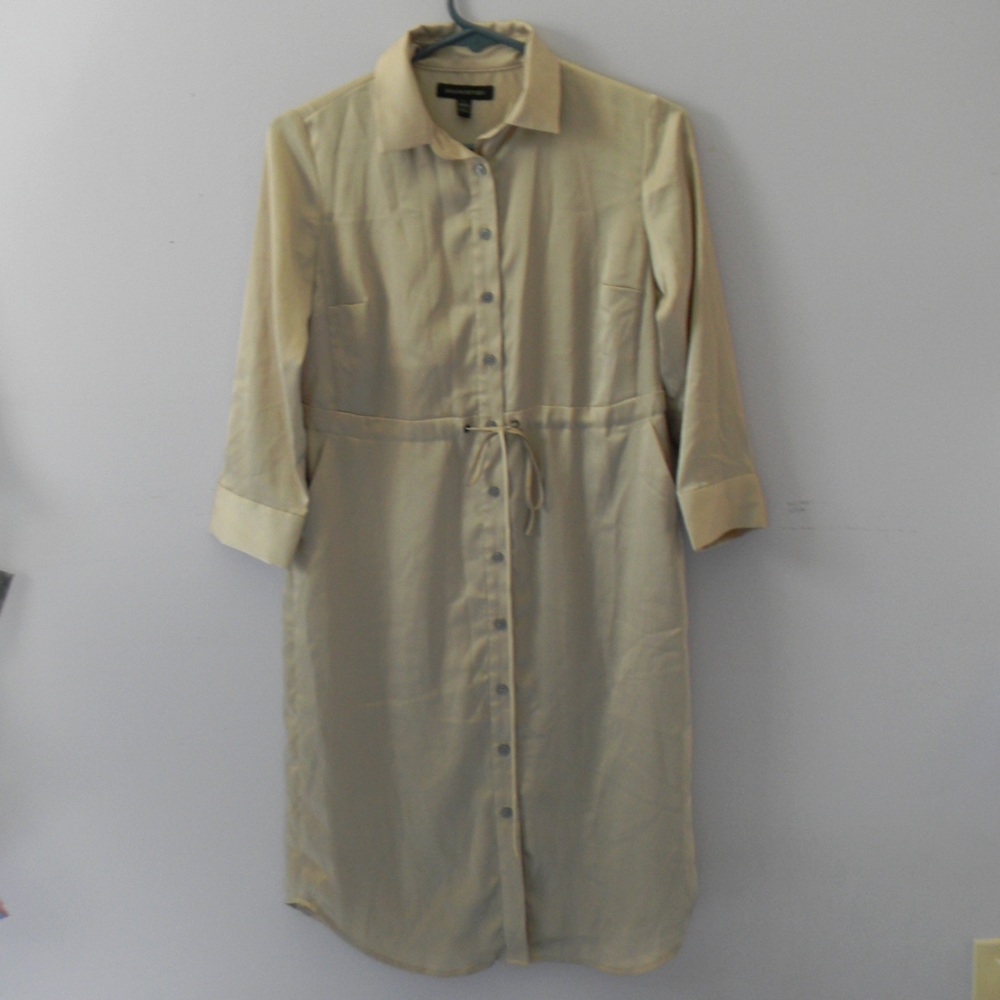 Banana Republic Long sleeve business casual dress